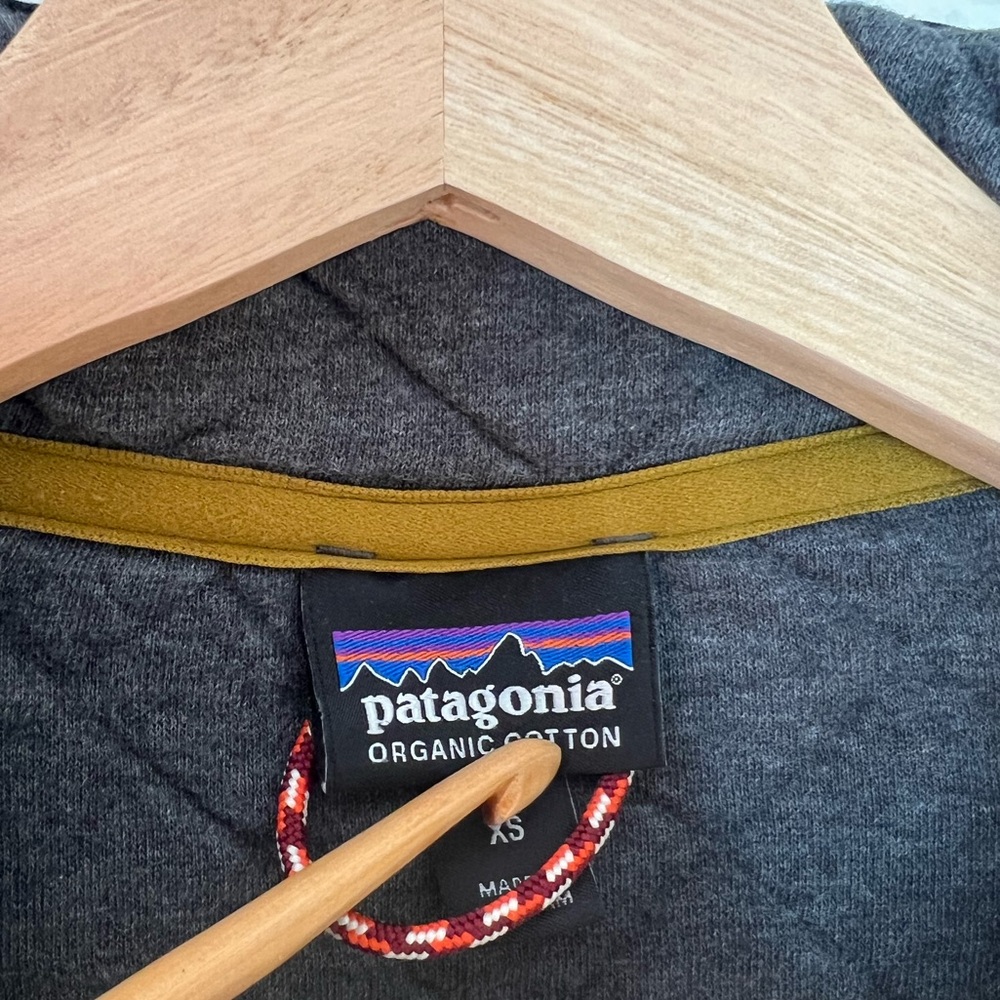 Patagonia jacket - Picture 3 of 5